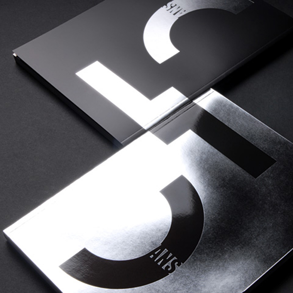in & out conception du magazine couvertures en collaboration avec pixart images et id press